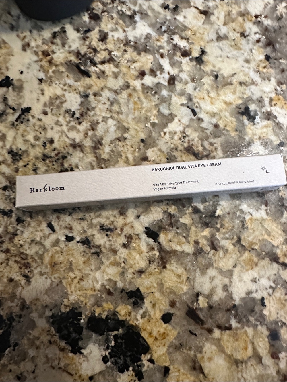 Herbloom Bakuchiol Dual Vita Eye Cream - White Packaging - Picture 4 of 4